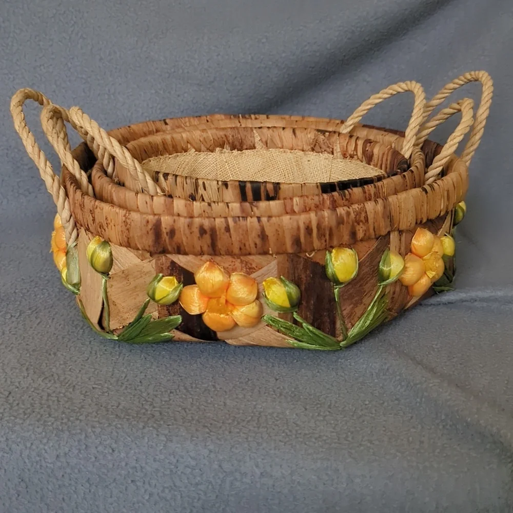 Woven Raffia Casserole Nesting Baskets. Set Of 3.